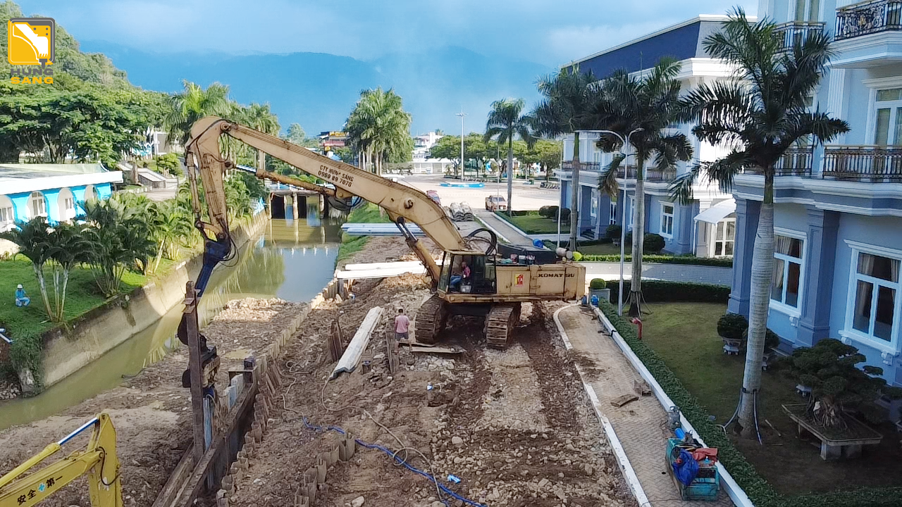 HỪNG SÁNG THI CÔNG ĐÓNG CỪ SW300 DÀI 10M TẠI TÀ PAO 22 LNIJ2820